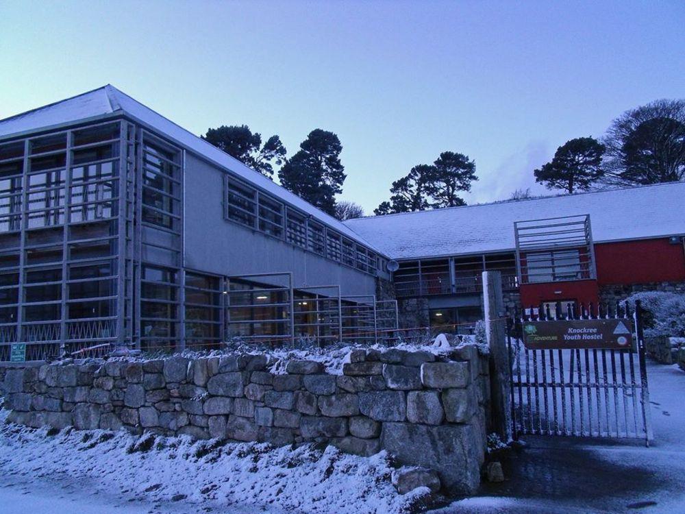 אניסקרי Knockree Hostel מראה חיצוני תמונה